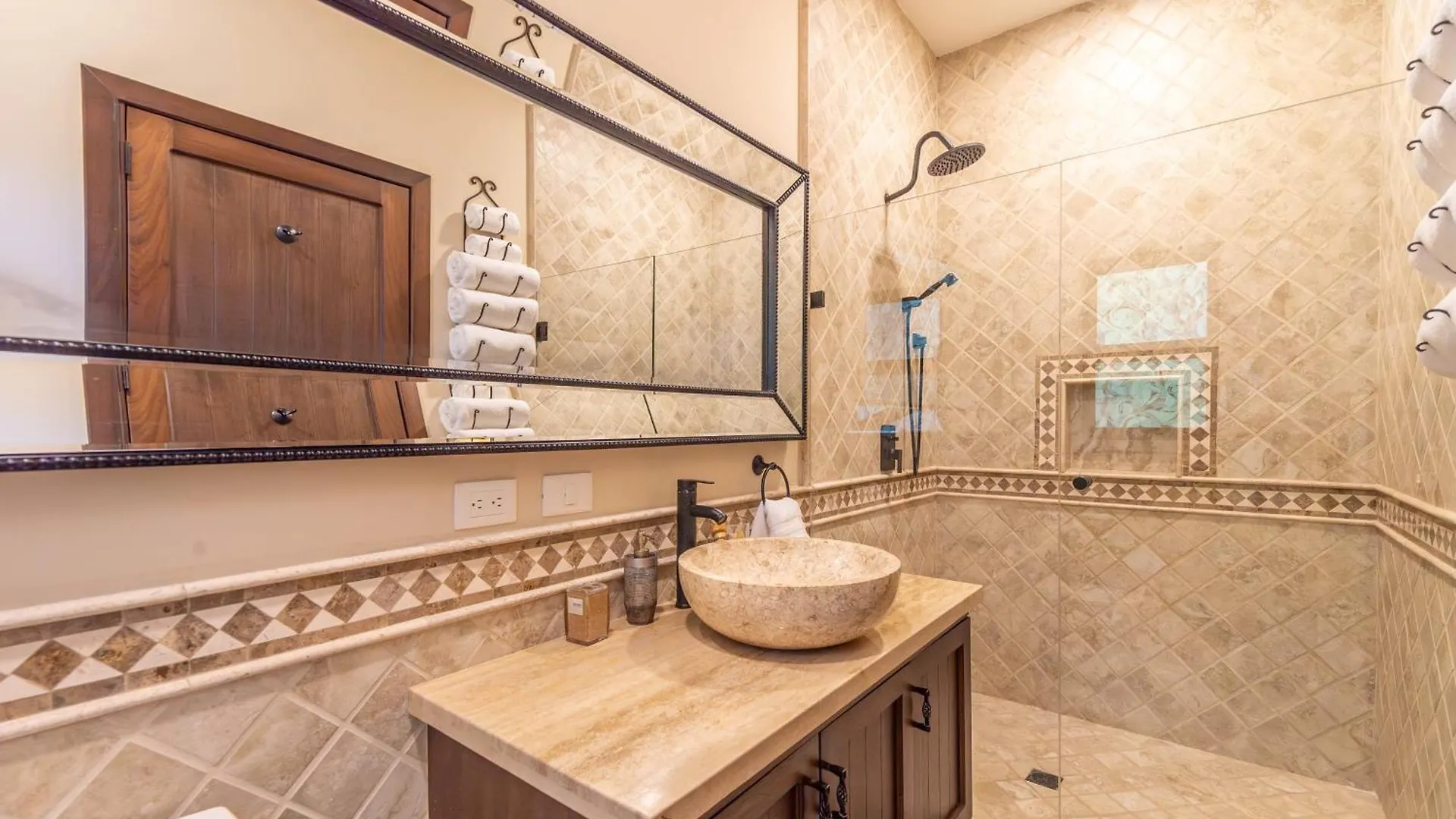 Luxury Playacar Villa 2 Min Walk To Beach Playa del Carmen