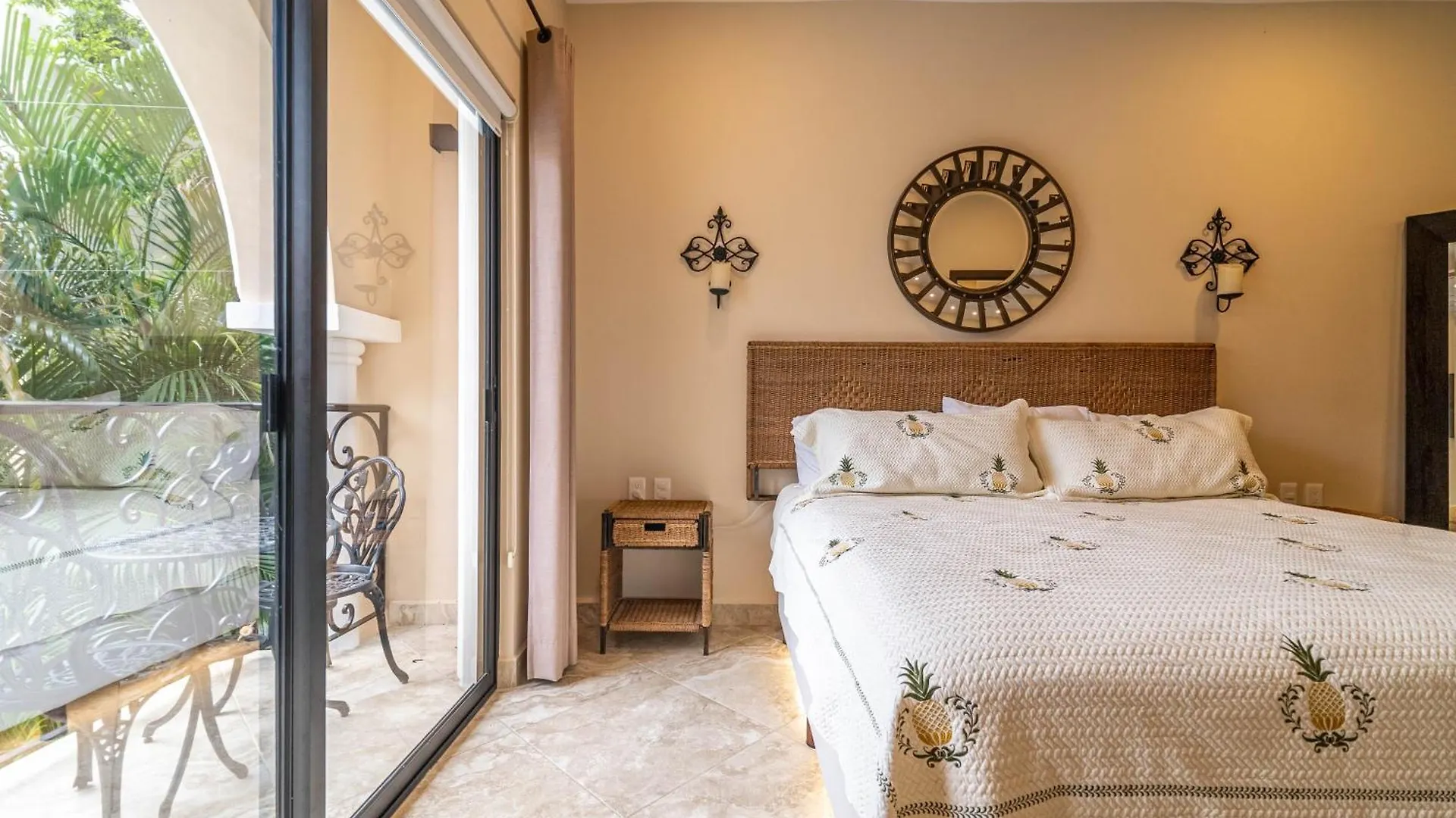 Luxury Playacar Villa 2 Min Walk To Beach Playa del Carmen