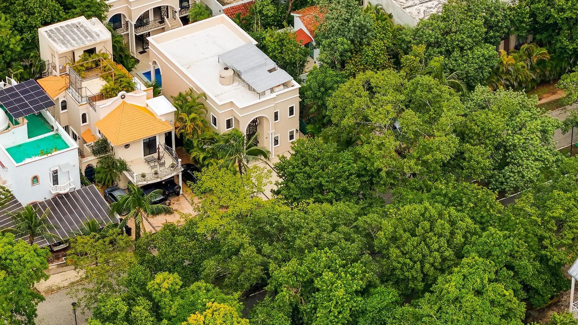 Luxury Playacar Villa 2 Min Walk To Beach Playa del Carmen